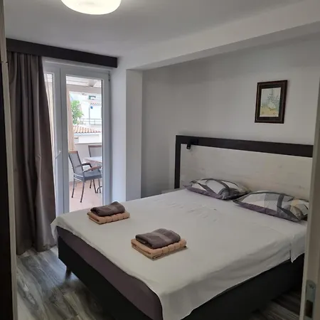 Apartman Laura *