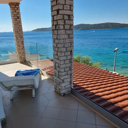 Laura Апартаменты