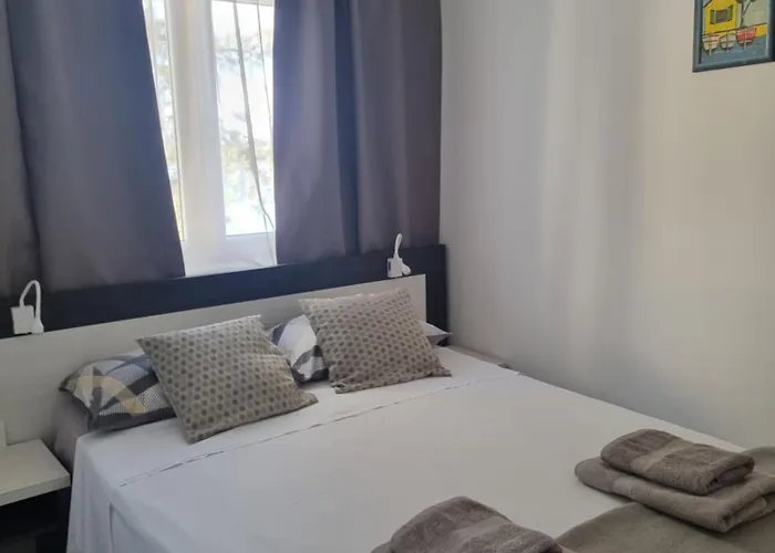 Laura Апартаменты Гребастика