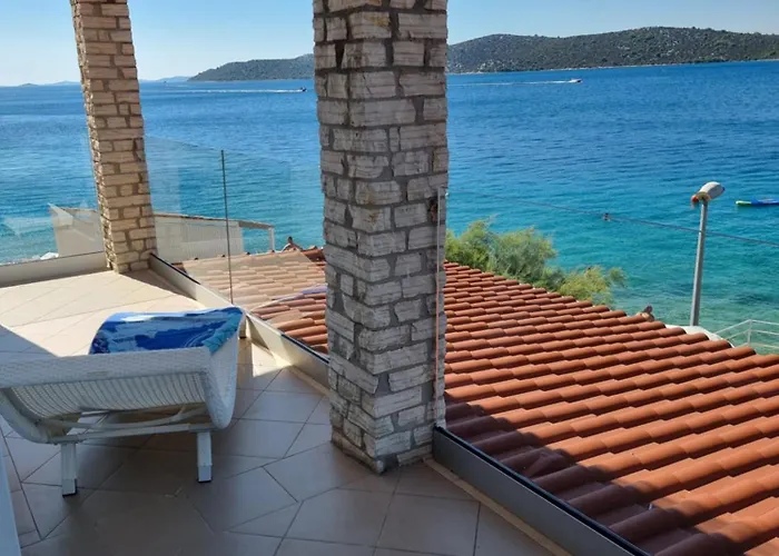 Laura Апартаменты